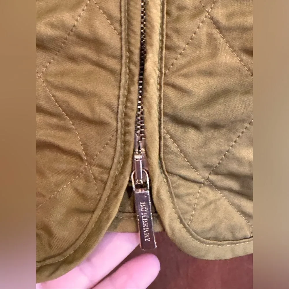 Burberry london quilted